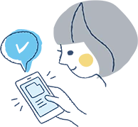 スマホを見る女性
